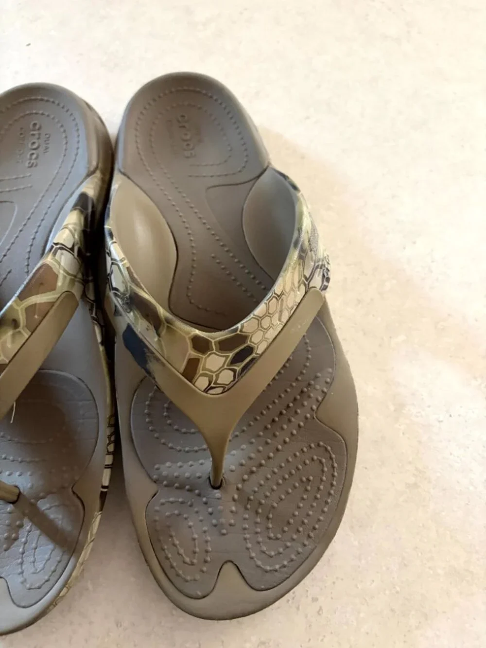 CROCS sandals flip